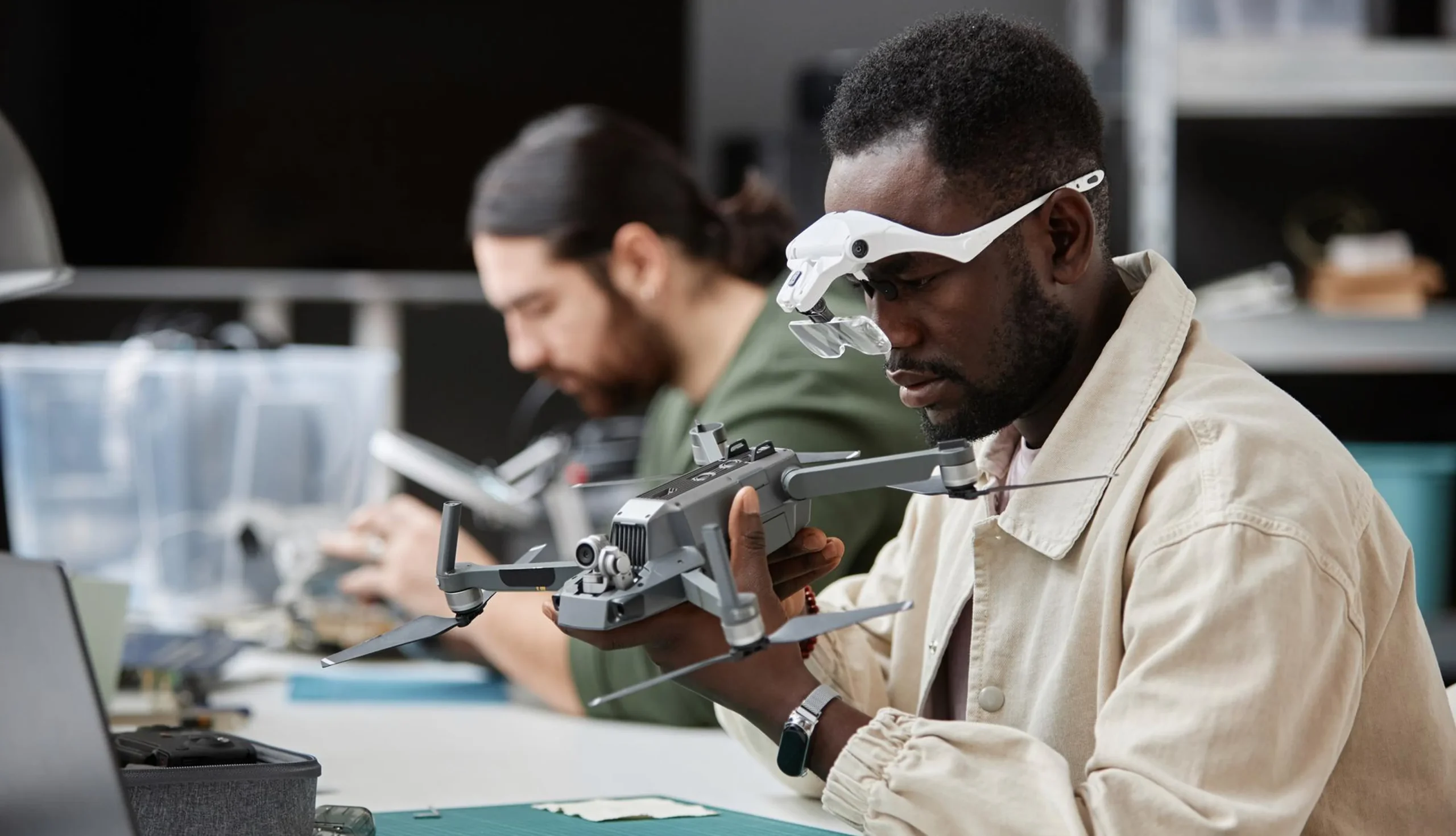 RESEARCH & DEVELOPMENT SERVICE PAGE